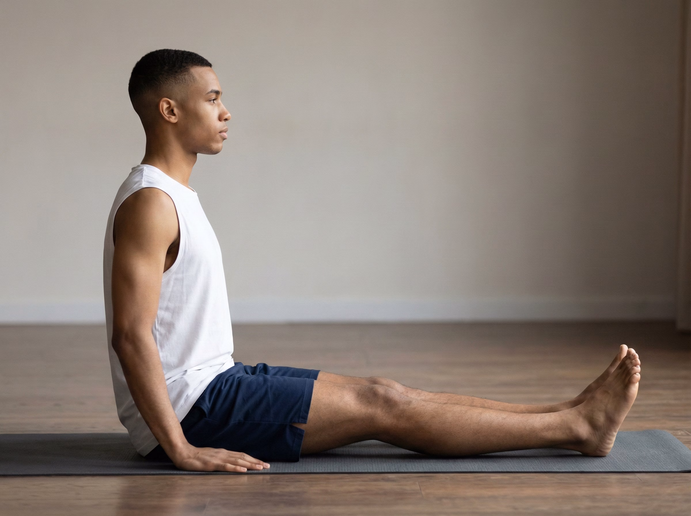 Step 1 – Seated setup with legs extended