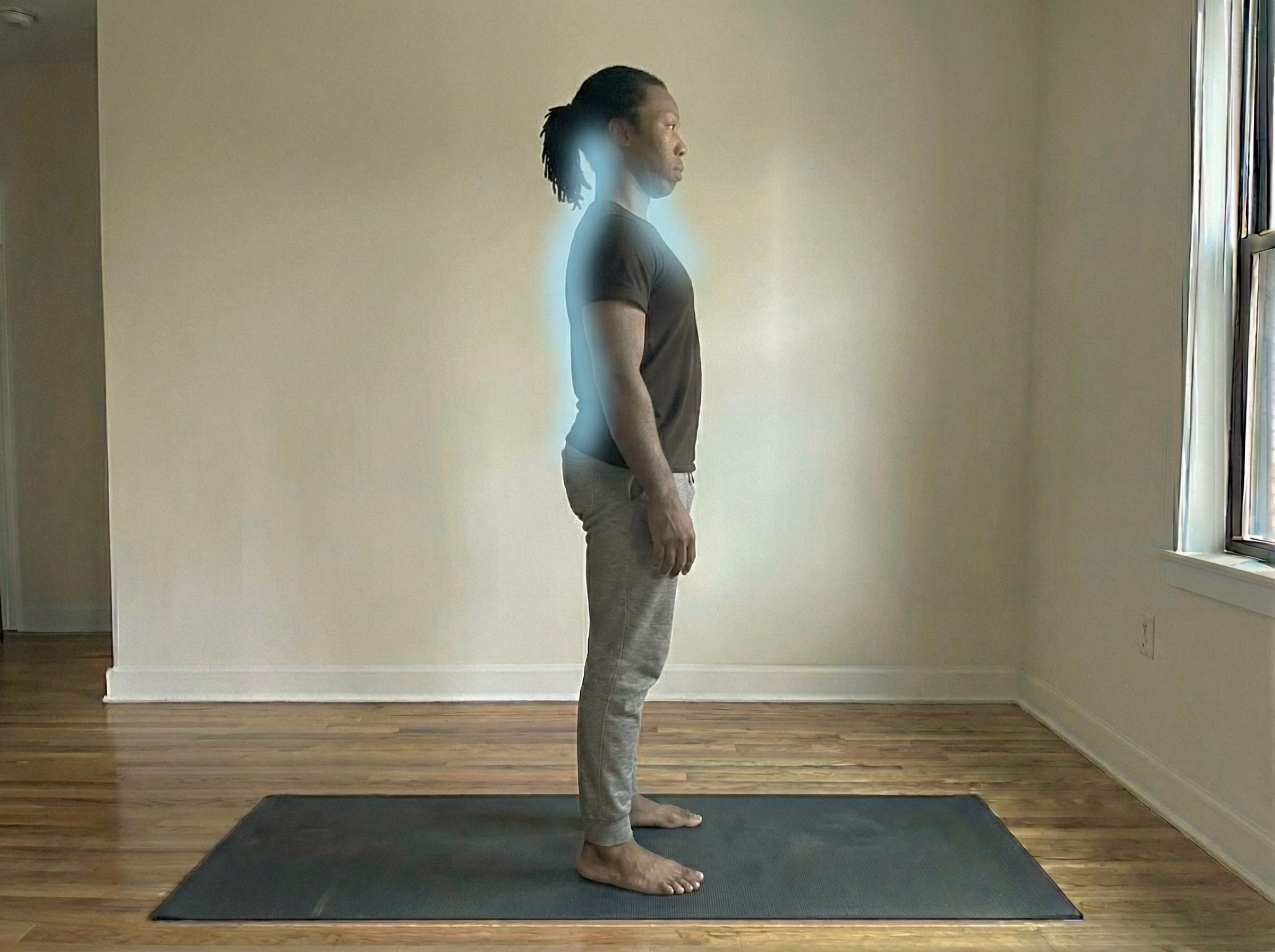 Full-body tall neck posture