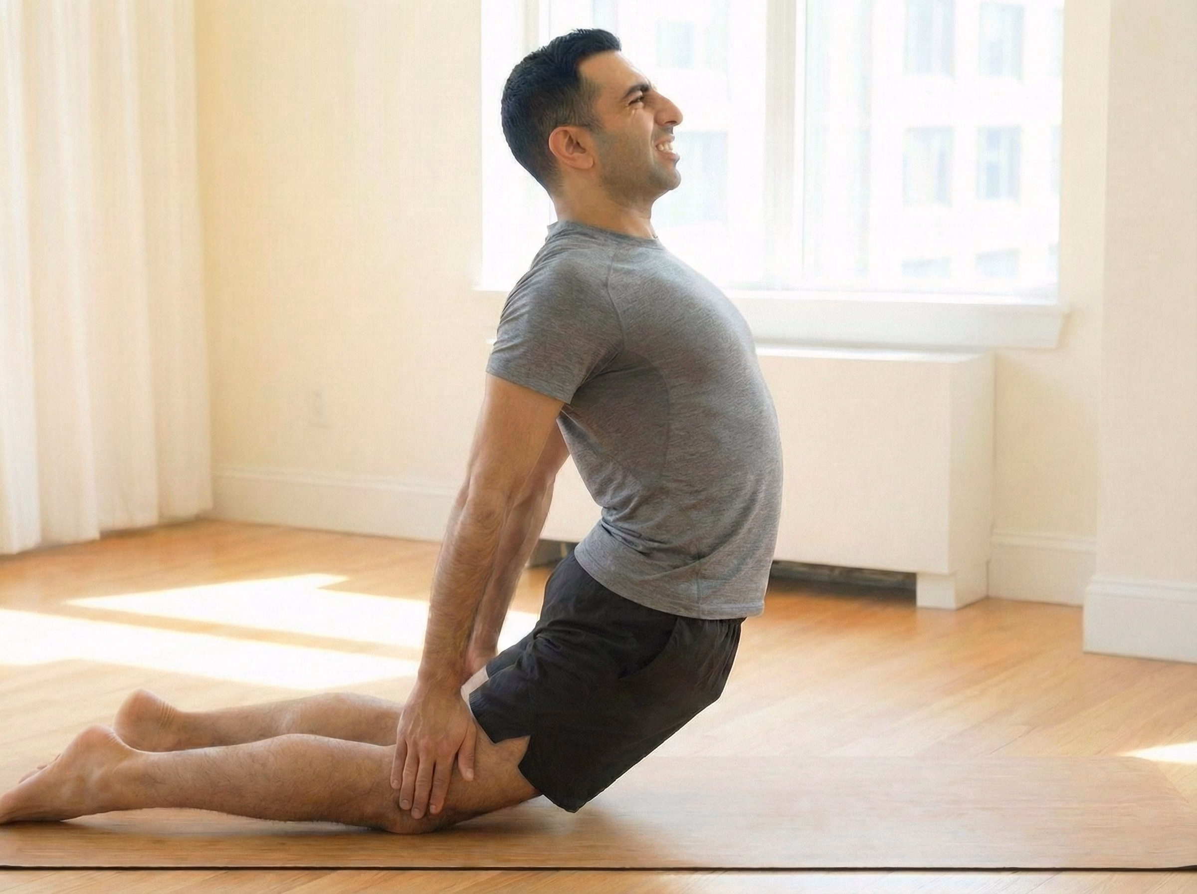 Mistake – Pushing too high into low-back crunch side view
