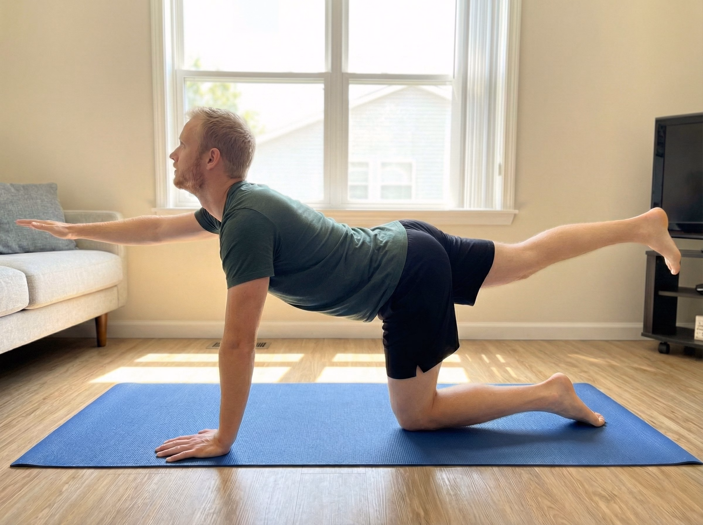 Mistake – Hips twisting and leg too high