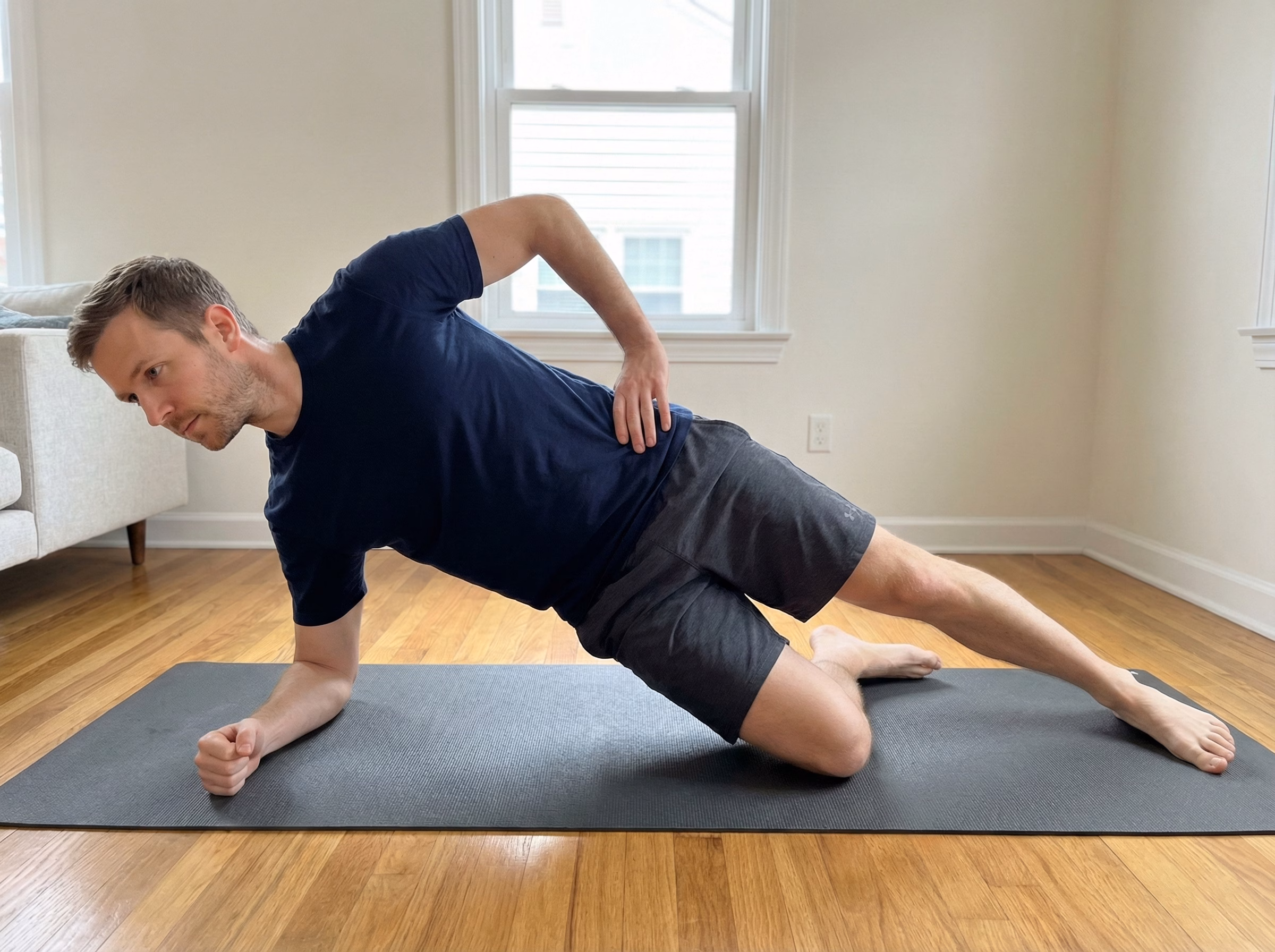 Knee-down side plank variation